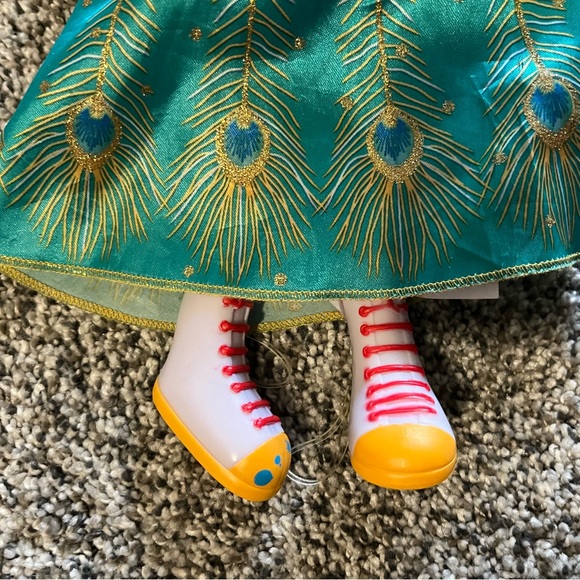 Lalaloopsy Doll - Picture 3 of 5